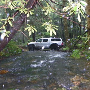 clearing_trails_breaking_shit_080