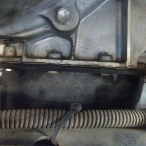 Does anyone have a problem with the oil pan seeping oil at the gasket? I no