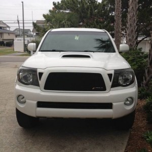 white prerunner satoshi grille black headlight mod