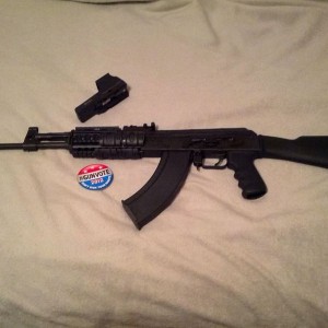 Old ladies brand new M&M Ak47, notice the comfy Hogue grip as well as t