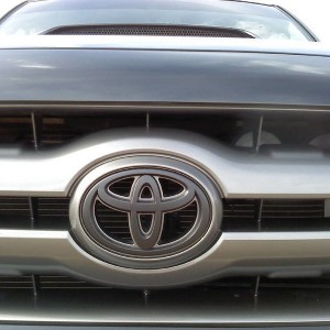 plasti_dip_toyota