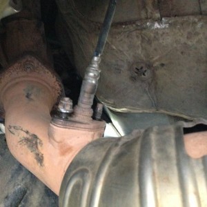 Nut just spins there freely in either direction. Tried putting pressure fro
