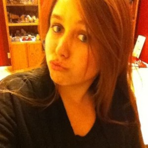 Girl friend took my phone and took goofy pictures. So Tw gets to see them. 
