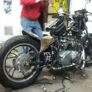 This pos was a 500 dollar pile of stock xj750 dog turds 2 days ago. Add som