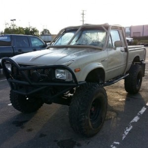 One sick yota at Any 7 Offroad.