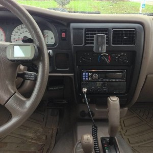 In dash cb
