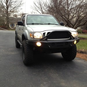 Finally installed these fog lights I've had sitting around for probabl