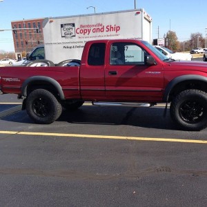 New leveling kit and wheels