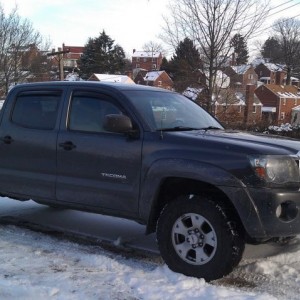 Maybe hard to see, but truck is filthy. Damn salt.