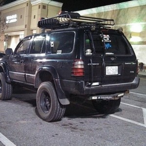 Anyone know who's it is? At the best buy in Asheville. Had ttora and S