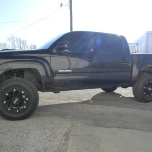 Lifted For sale Blacked out 07 Tacoma