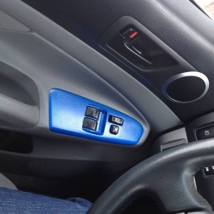 blue trim!