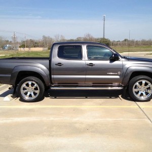 2013 Magnetic Grey with 20" Chrome Texas Edition Wheels