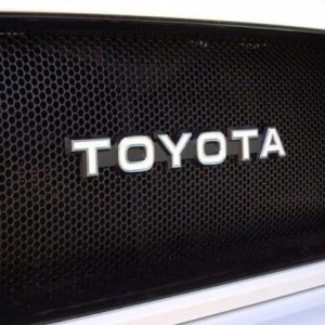 ToyotaBadge_2