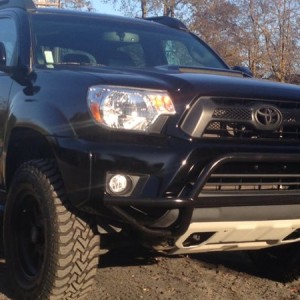 Tacoma, TRD sport, 5100s 1.75, avid bar, skid plate, roof rack, black rims,