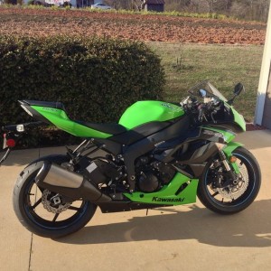 Got my New zx6r. I think I'm in love.