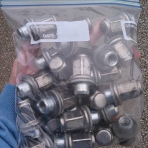 Stock Lugs