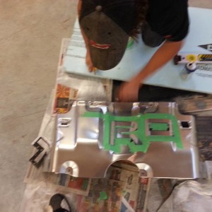 Prepin the skid plate