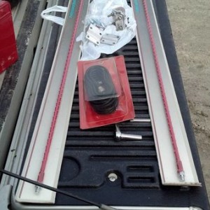 CB 4' red whips