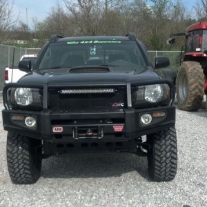 Tom's 4x4 Superstore. #green