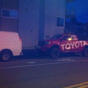 Horrible pic of a sweet Tundra with 3x 40" led bars!