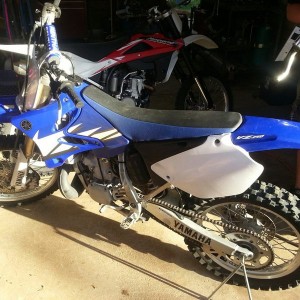 yz250