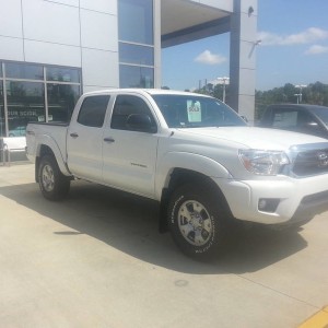 Stock 2013 taco... ( White Snow)