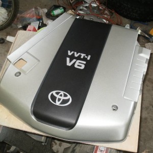 Engine cover painting