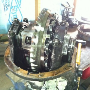E locker third. Appears to be all good. No shavings in the housing, side ge