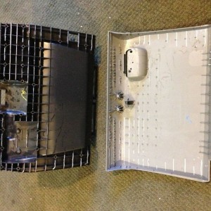 Yes the skin does come off the glovebox