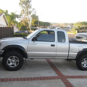 GoRhino Push Bar Bumper 2002 Tacoma Prerunner
