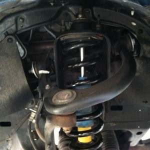 One side down, one to go. Stupid second gen making me undo the tre to get t