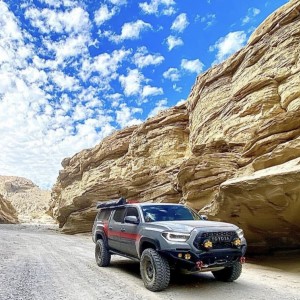 Taco Among Rocks
