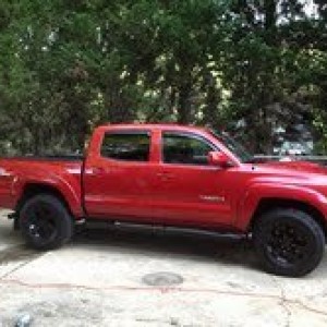 running boards and TRD wheels