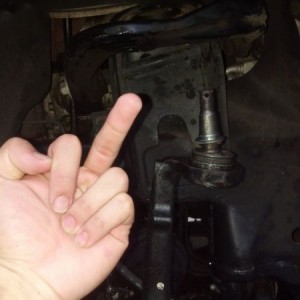 I've been working at this ball joint with a hammer for an hour and a h