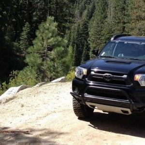 Tacoma, TRD, Lift, 265/70/17, Cross bars avid, 5100, skid plate, roof rack,