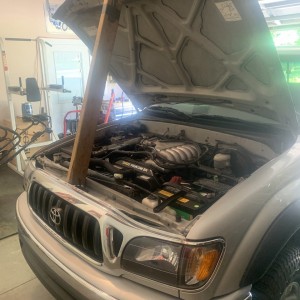 20220710 - Hood Strut Install