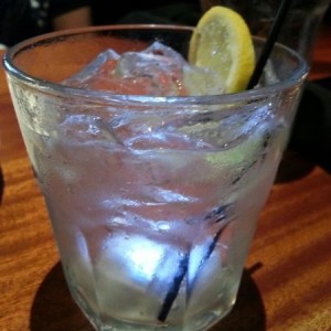 Electric lemonade with an LED ice cube