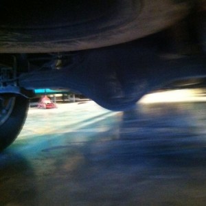 Is it safe to lift from the did housing? (Using a floor jack, then going to