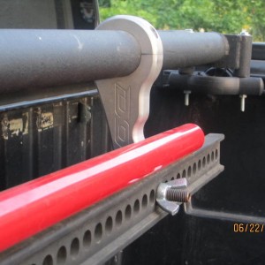 Demello Clamps and Bed bar w/ Farm Jack