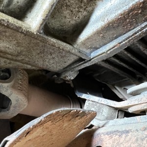 trans or transfer case leak
