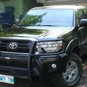 Westin Grill Guard on 2013 TACOMA 4X4 Access Cab V6 TRD Offroad Package