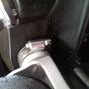 Tailgate clamp