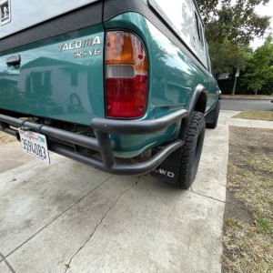 R rear bumper