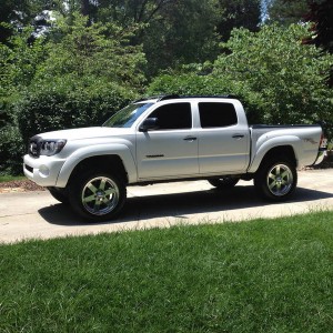 Removed mud flaps and chrome nerf bars