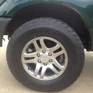 17" wheels, 265/70/17 tires