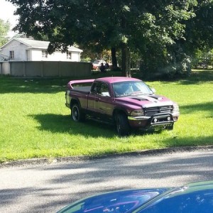 Omg that truck is so hot!