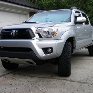 TRD Skid plate - Front quarter view