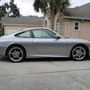 Porsche - Side