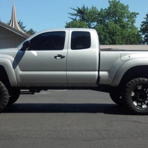 2007 Toyota Tacoma 6" inch Lift